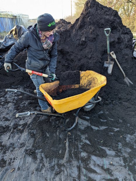 Compost Delivery to Garden Organic